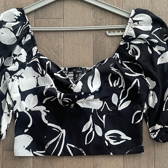 Floral Black and White Women's Crop Blouse - Picture 14 of 15